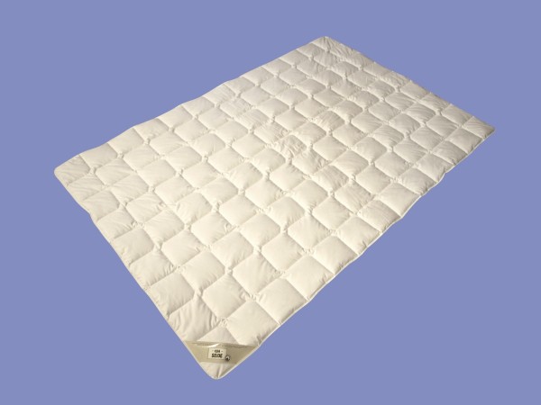 Wildseide Sommer Seiden Bettdecke Steppdecke Steppbett Sommerdecke extra leicht, erfrischend und kühlend