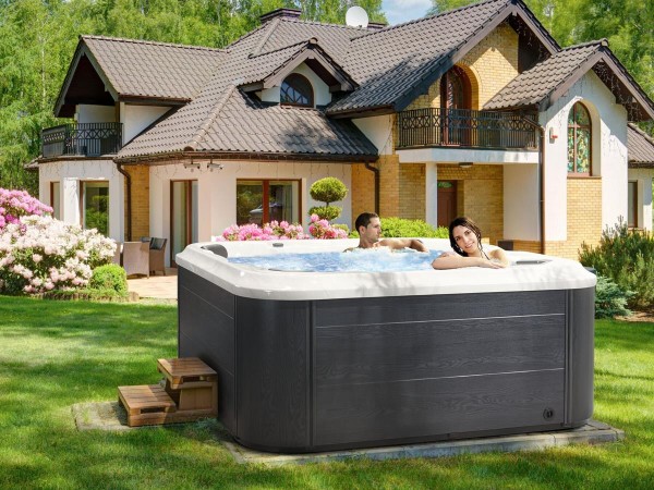 Outdoor Whirlpool Hot Tub Spa Troja weiss 200x200 cm mit 34 Massage Düsen Heizung Ozon Desinfektion für 5 Personen